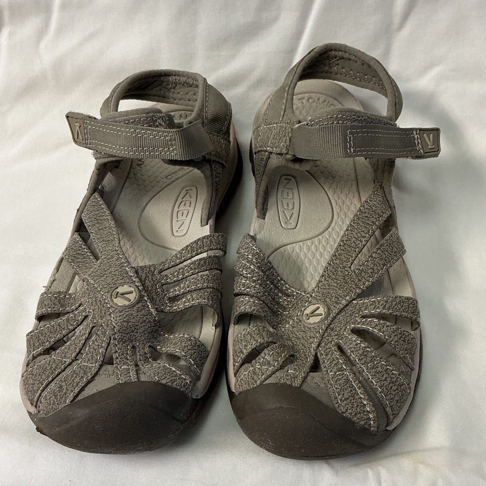 KEEN Rose Sandal Womens 7.5 Gargoyle Raven Gray Hiking Water Shoes 1016729